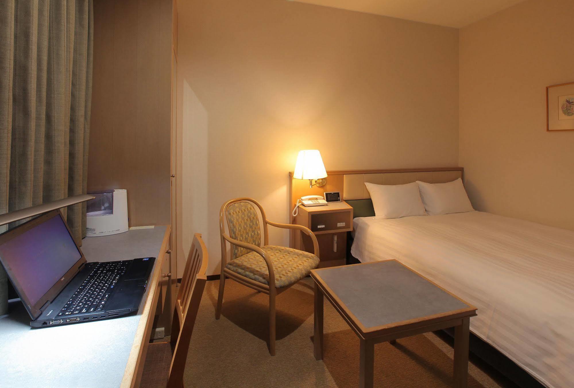 Odakyu Station Hotel Hon-Ацуги Экстерьер фото
